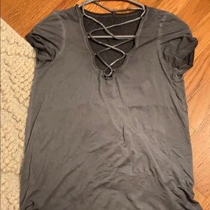 grey top
